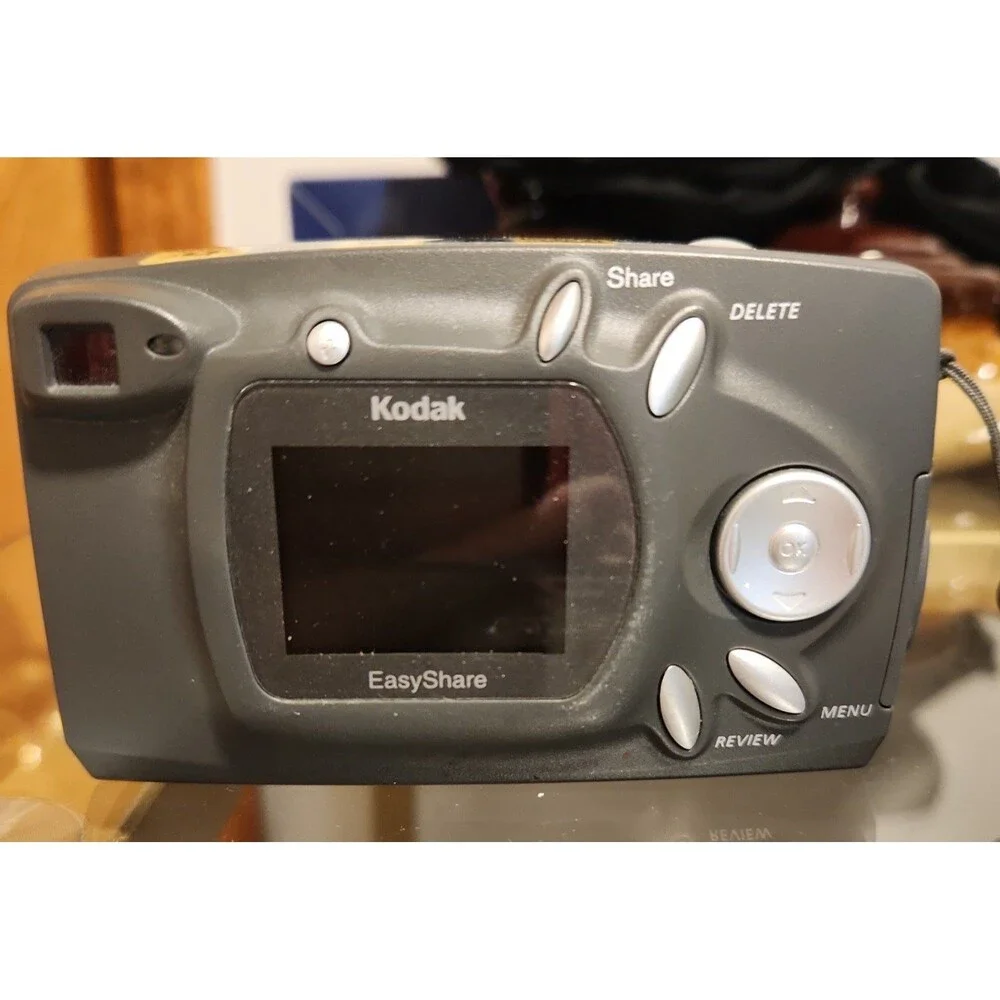 Kodak EASYSHARE CX4200 2.0 MP Digital Camera